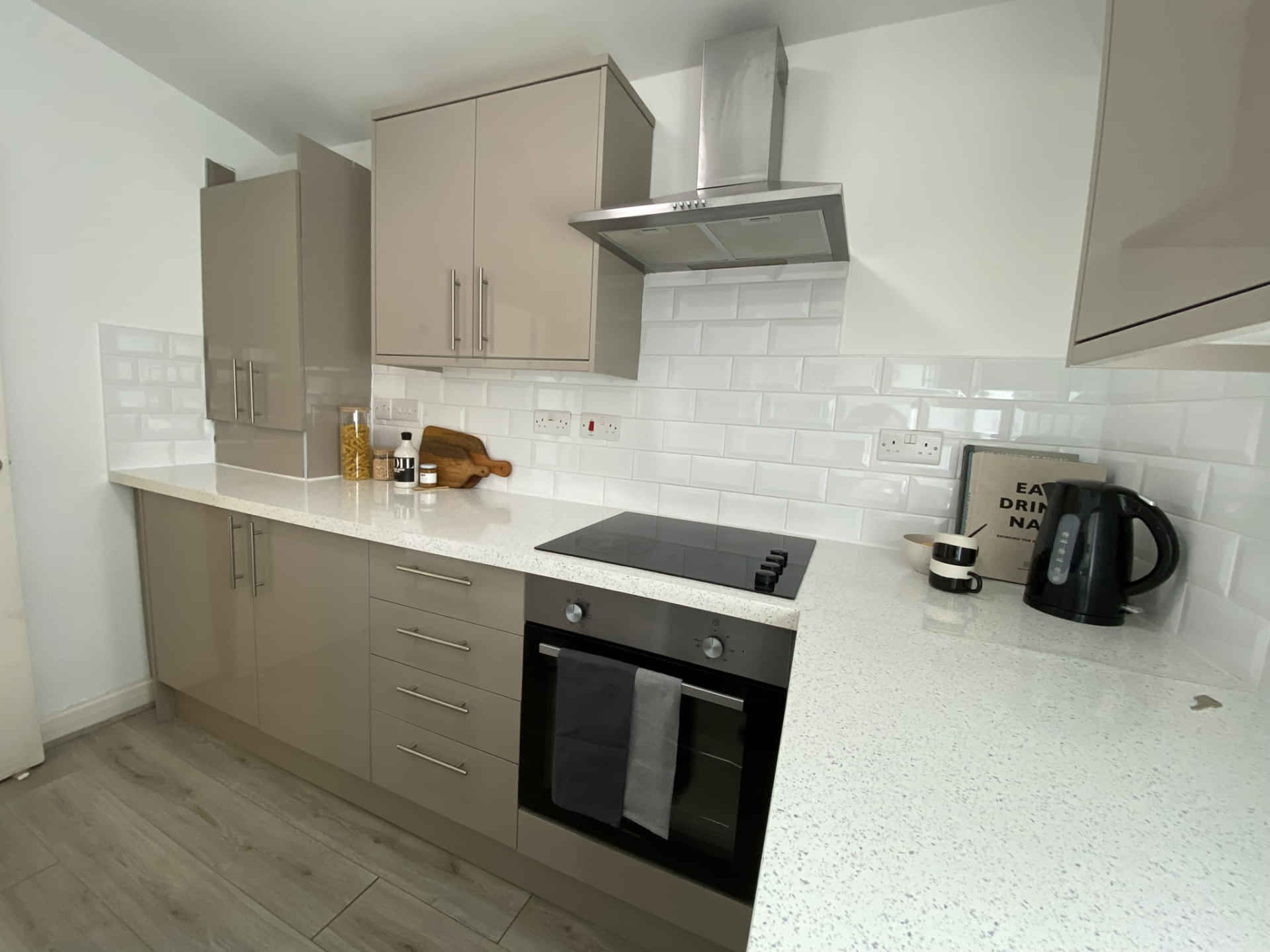 1 Bedroom Apartment, Edge Ln, Liverpool, L7 9LB (Flat 1) - Liverpool, England, United Kingdom - 1 Bedroom 1 Bathroom Apartment - 1 - Kitchen