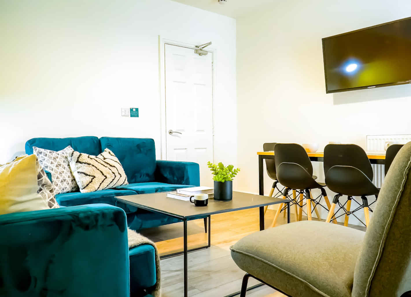 Room in a 6 Bedroom Apartment, 1 Baggholme Road, Lincoln LN2 5BQ - Lincoln, England, United Kingdom - Common Area