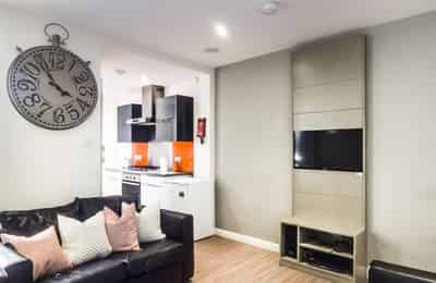 Room in a 5 Bedroom Apartment, 128 Ashford Street, Stoke-on-Trent ST4 2EN - Stoke-on-Trent, England, United Kingdom - Common Area