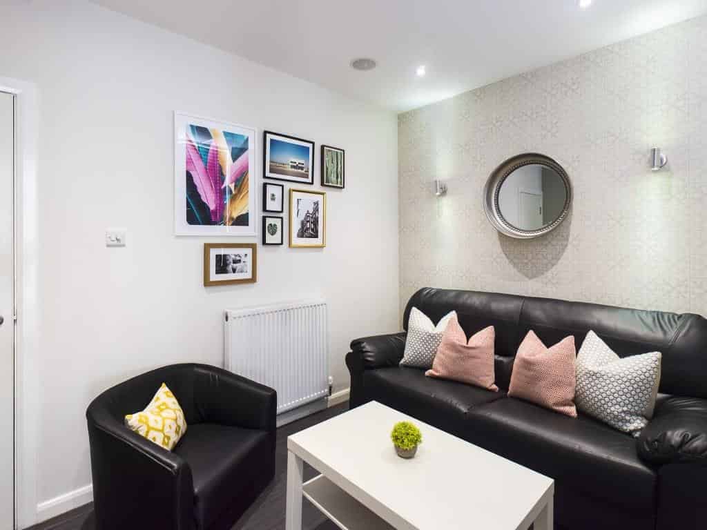 Room in a 4 Bedroom Apartment, 123 Leek Road, Stoke-on-Trent ST4 2BW - Stoke-on-Trent, England, United Kingdom - 4 Bedroom 1 Bathroom Apartment  - Common Area