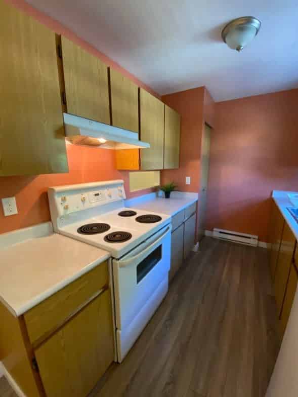 2560 154 St, Vancouver - Vancouver, Canada - Unit 107 Townhouse - Kitchen