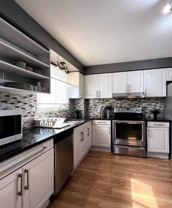 Sandyshores Shared Room( 1 Bed 1 Bath ) - Bedroom?w=400&h=260&fit=crop&q=40&auto=format&trim=auto