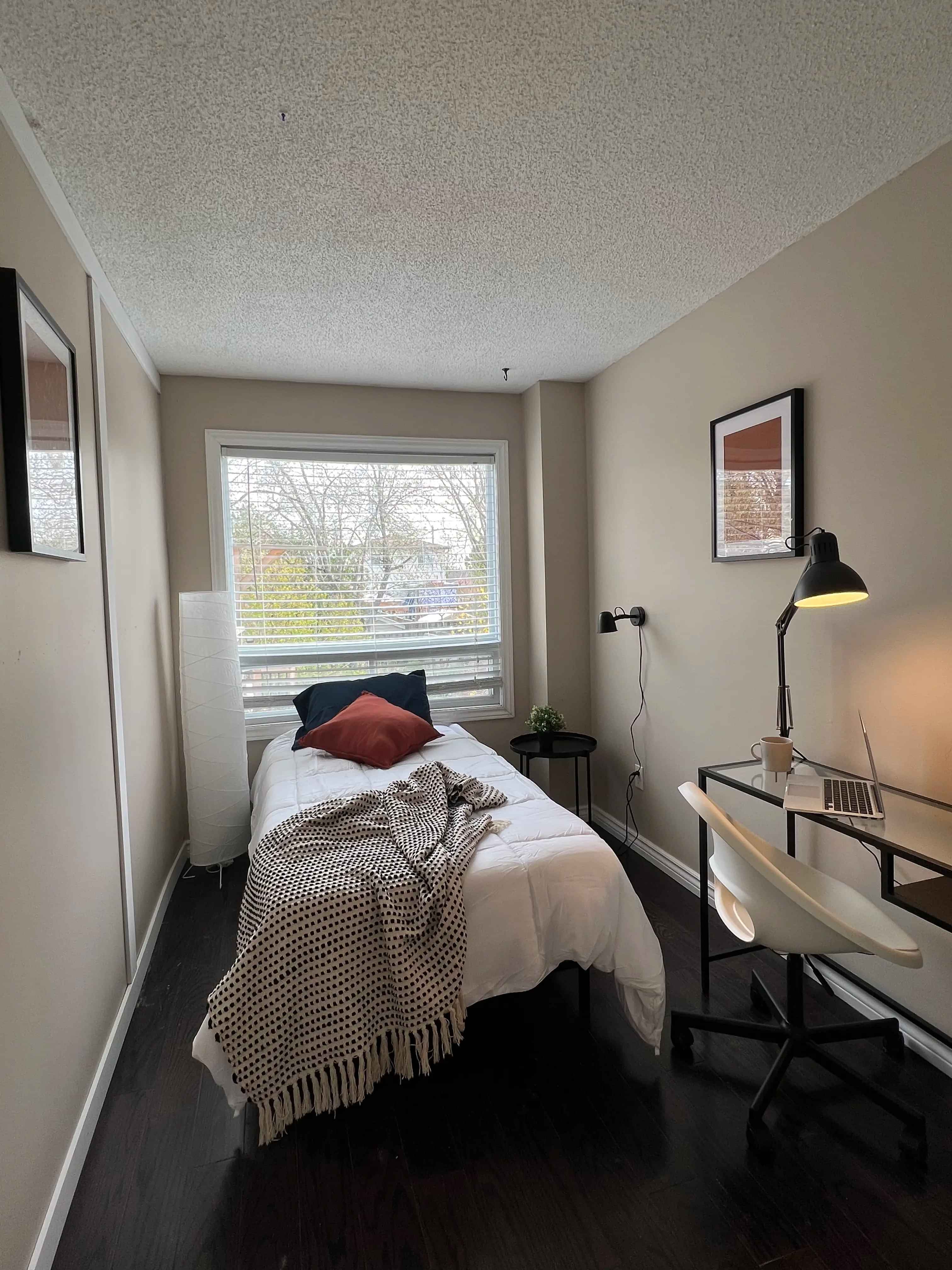 108 Murray St, Toronto - Toronto, Ontario, Canada - Riverbank Private Room - Bedroom