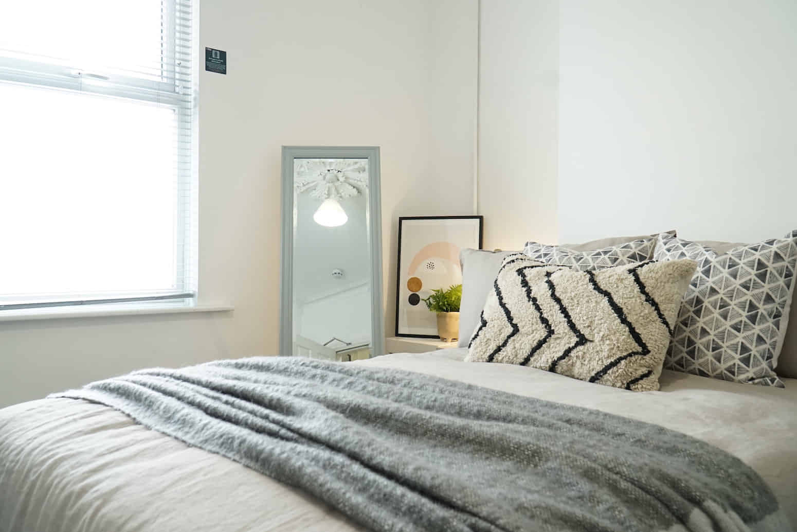 Room in a 6 Bedroom Apartment, 258 West Parade, Lincoln LN1 1LY - Lincoln, England, United Kingdom - Bedroom 4 - Bedroom