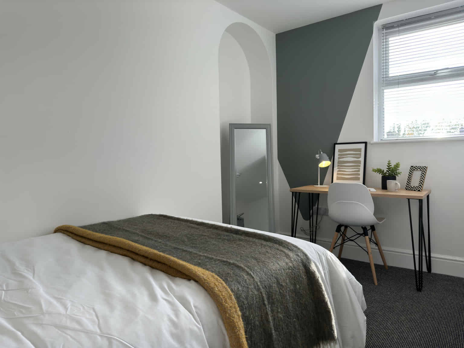 Common Area?w=400&h=260&fit=crop&q=40&auto=format&trim=auto