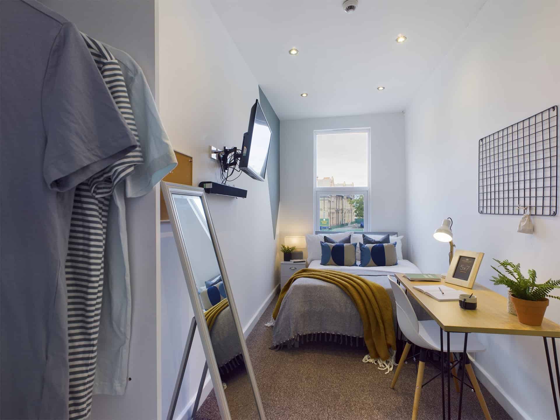 Amenities?w=400&h=260&fit=crop&q=40&auto=format&trim=auto