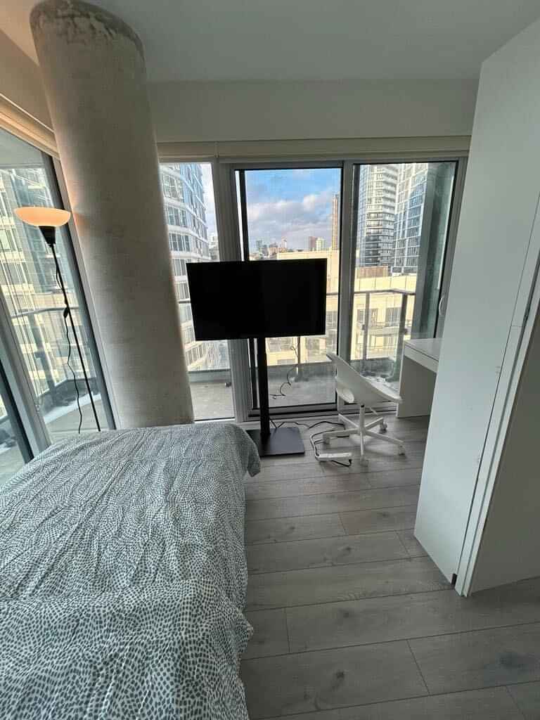 Liwinco Shuter St, Toronto  - Toronto, Ontario, Canada - Flex Basic - Bedroom