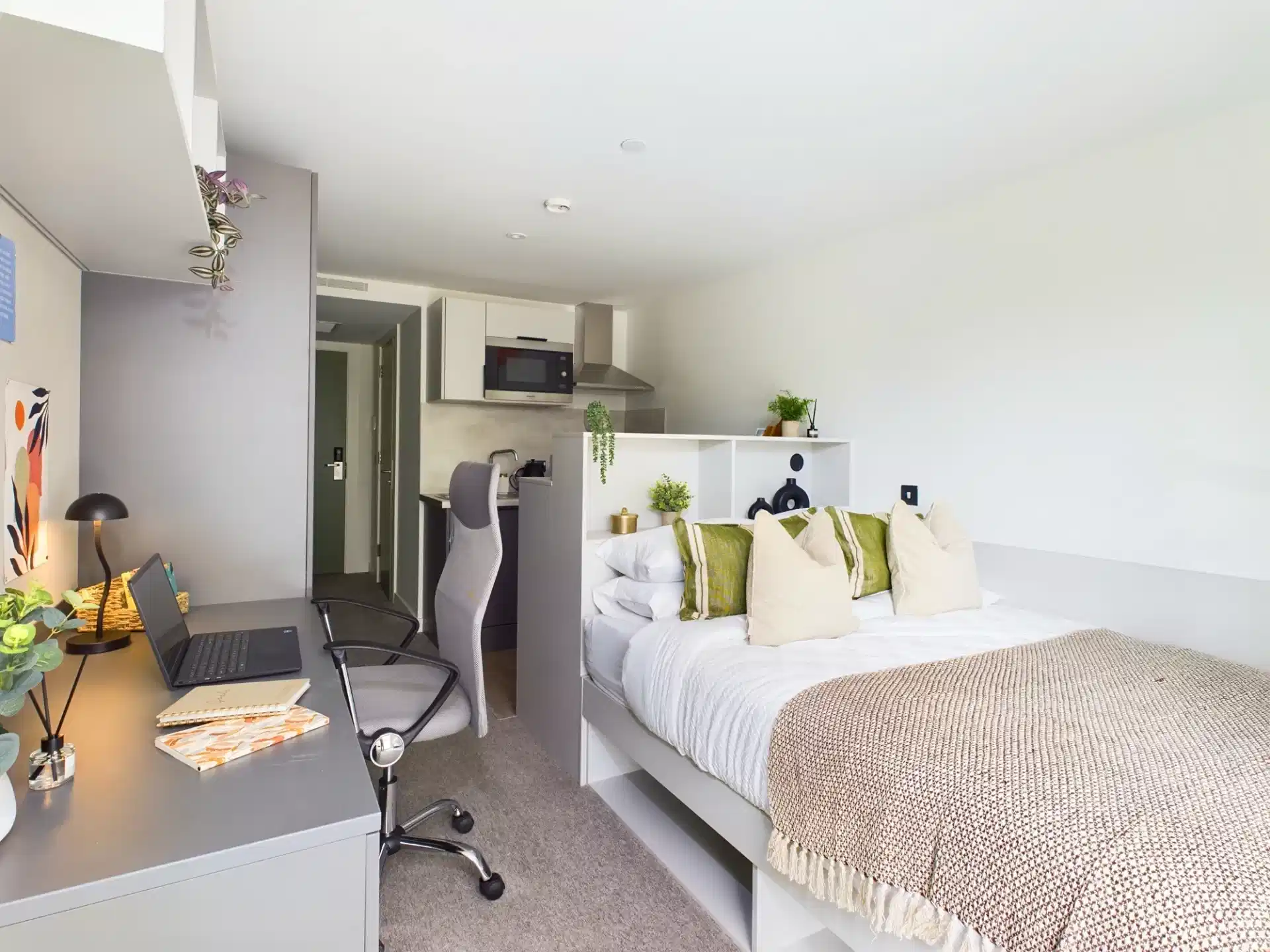 The Edge, Belfast 4