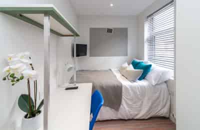 Room in a 4 Bedroom Apartment, 38 Cauldon Road, Stoke-on-Trent ST4 2ED - Stoke-on-Trent, England, United Kingdom - 4 Bedroom 1 Bathroom Apartment - Bedroom