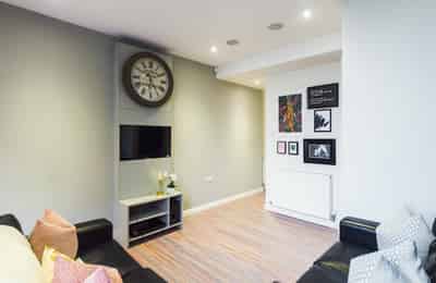 Room in a 3 Bedroom Apartment, 30 Watford Street, Stoke-on-Trent ST4 2EW - Stoke-on-Trent, England, United Kingdom - 3 Bedroom 1 Bathroom Apartment - Amenities