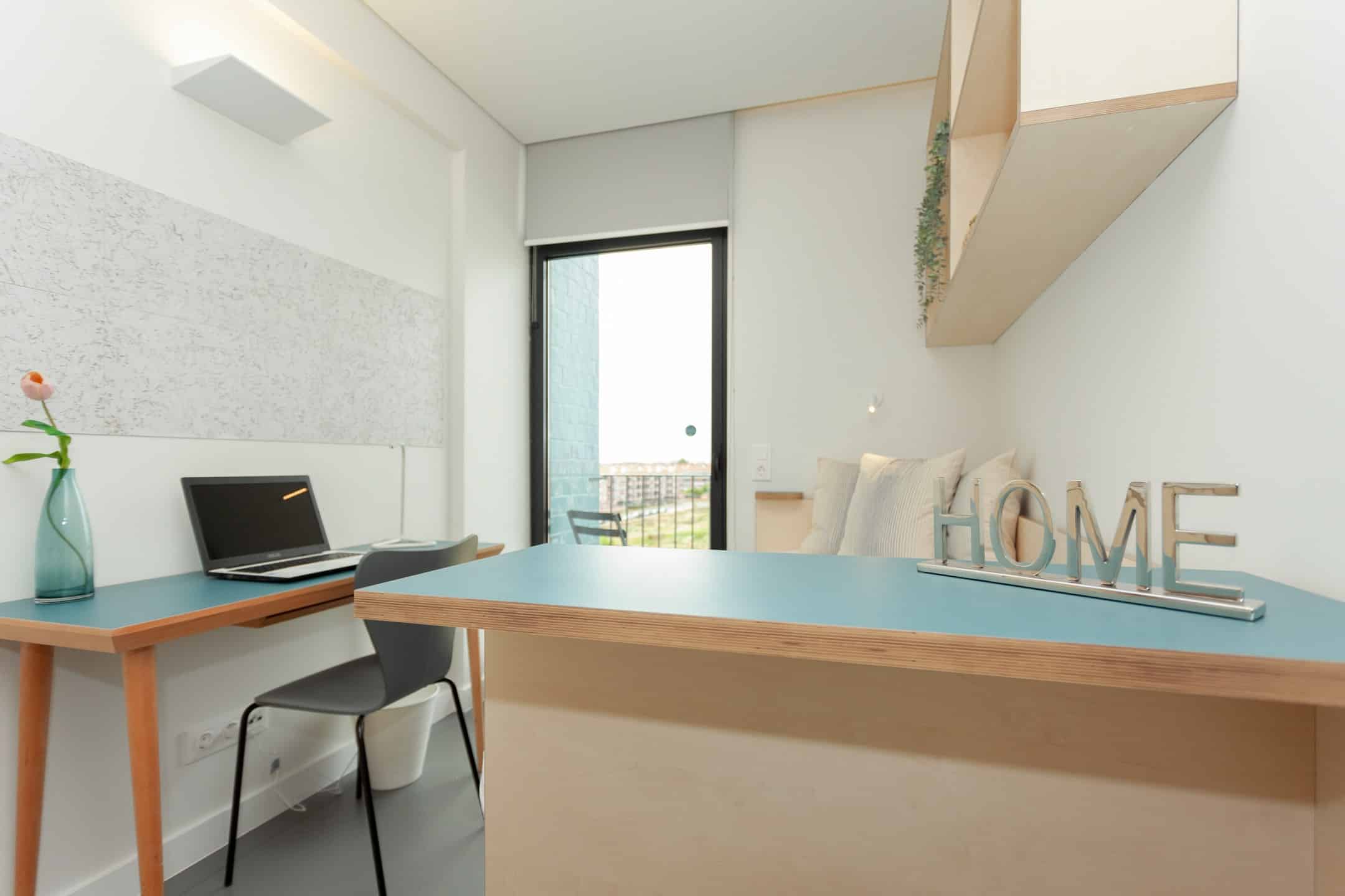 Classic Plus Studio - Amenities?w=400&h=260&fit=crop&q=40&auto=format&trim=auto