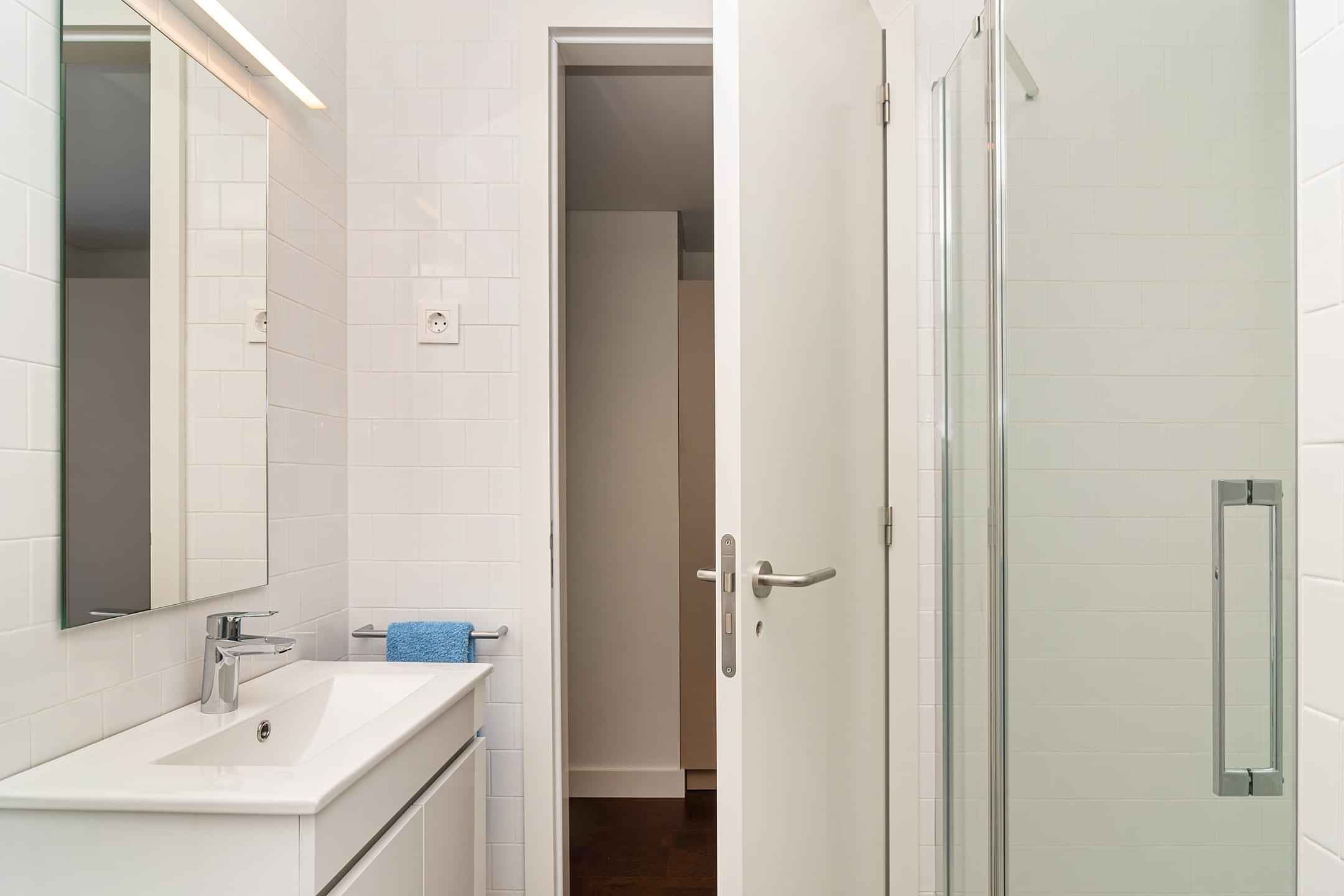 Amenities?w=400&h=260&fit=crop&q=40&auto=format&trim=auto