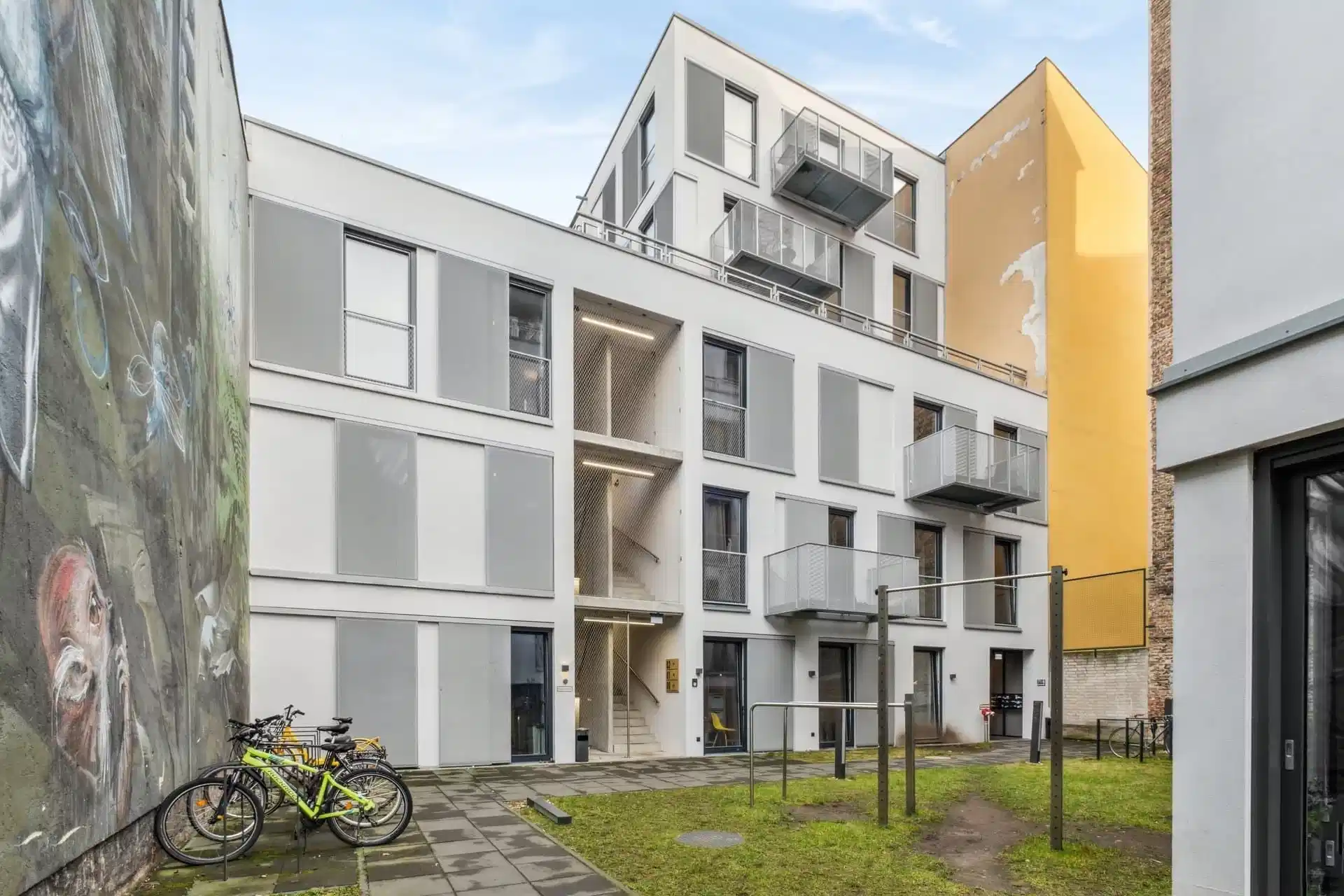 Müller, Berlin view 2