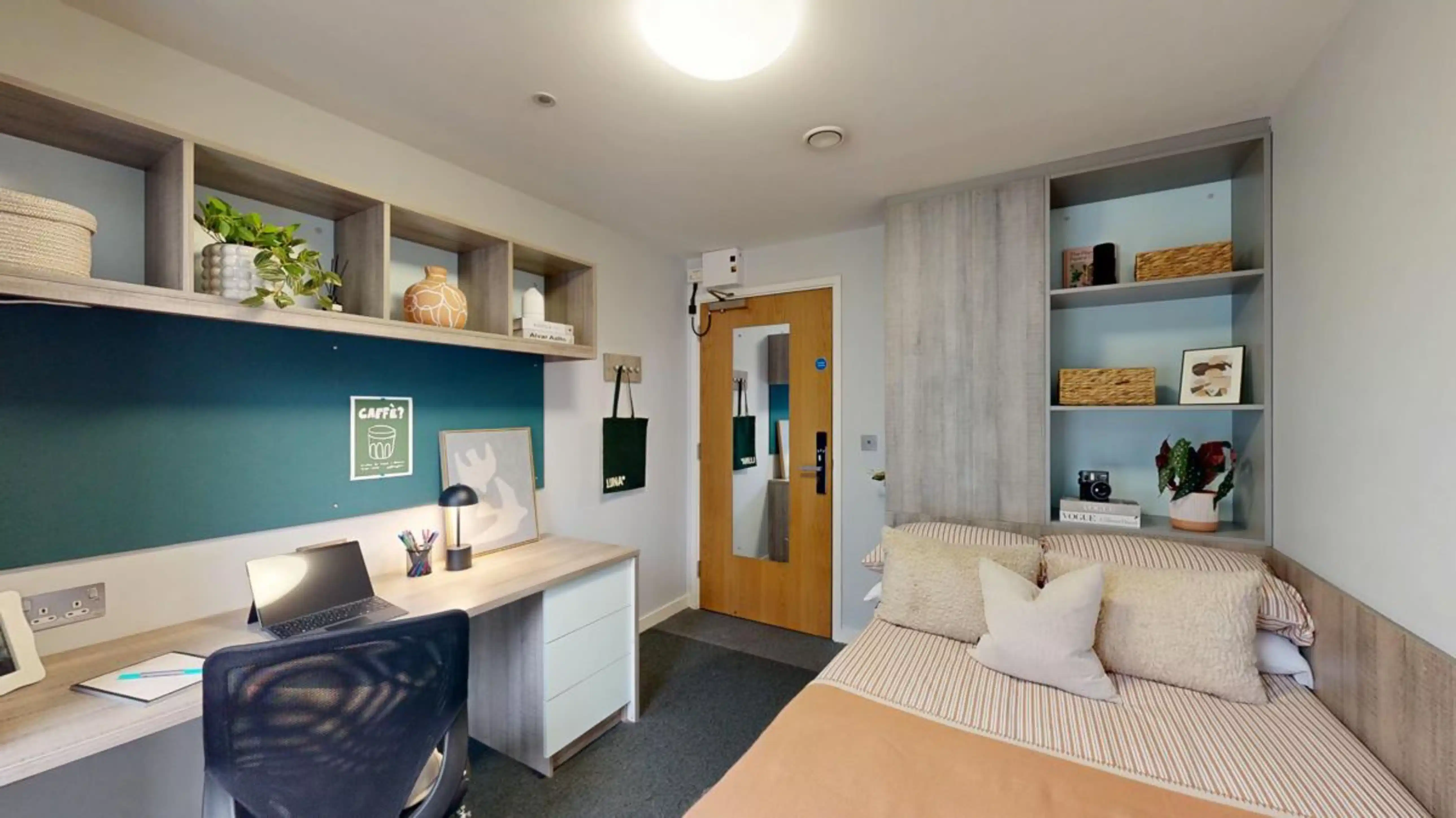 Non-Ensuite Room