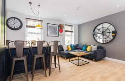 Room in a 7 Bedroom Apartment, 42 Bankfield Road, Huddersfield HD1 3HR (Flat 5) - Huddersfield, England, United Kingdom - Common Area