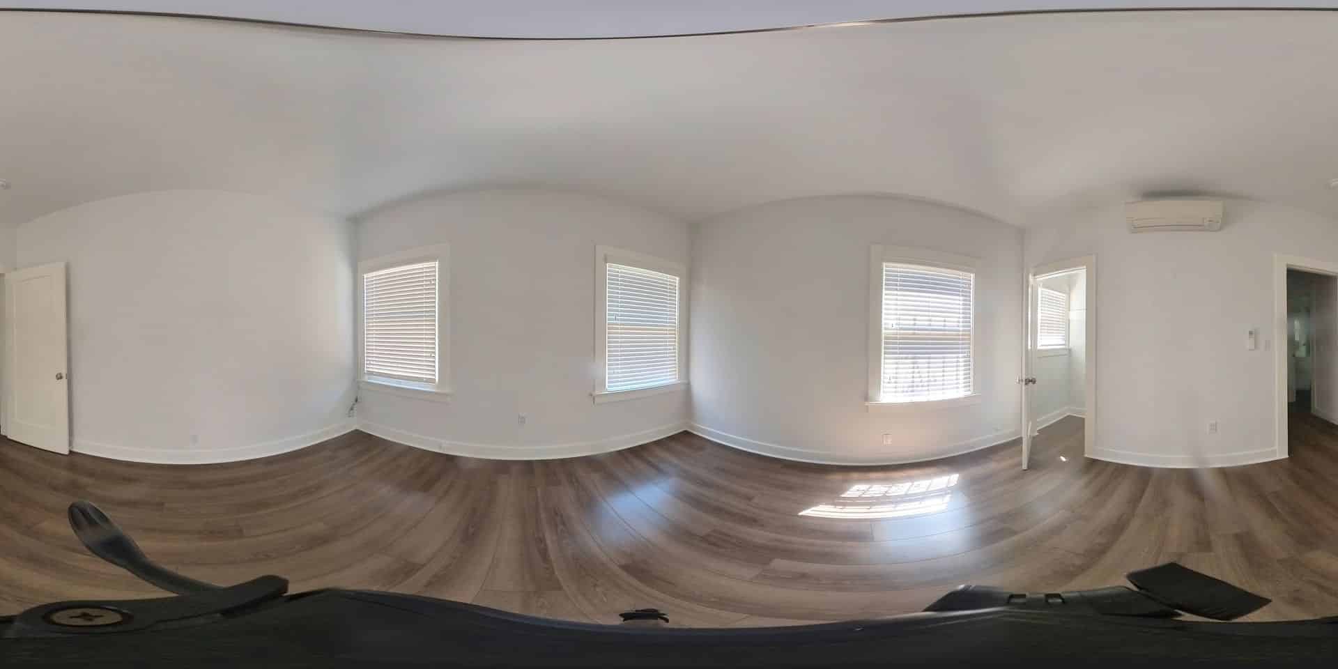 4 Bedroom Apartment - Bathroom?w=400&h=260&fit=crop&q=40&auto=format&trim=auto