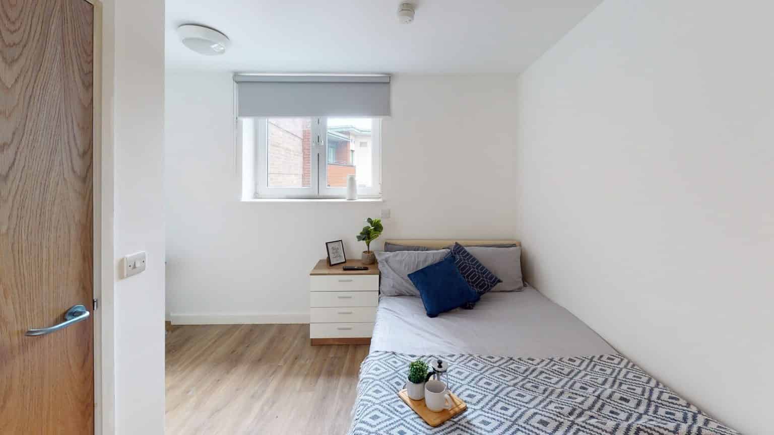 Arndale House, Liverpool - Liverpool, England, United Kingdom - Bedroom