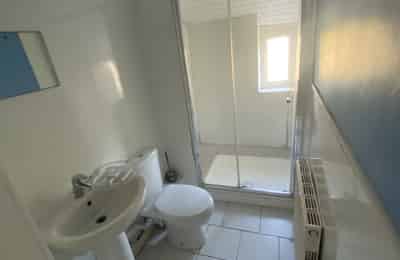 5 Bedroom Apartment, 173 Downend Rd, Downend, Bristol BS16 5EA - Bristol, England, United Kingdom - 5 Bedrooms 2 Bathrooms Apartment - Bathroom
