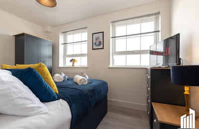 Arcadia, Southampton - Southampton, England, United Kingdom - Two Bedroom Apartment - Bedroom