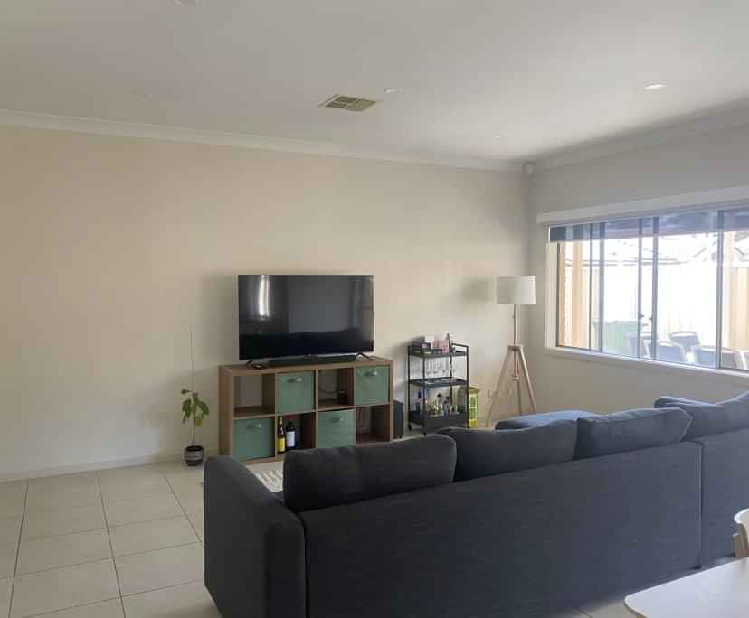 Room 1 - Room?w=400&h=260&fit=crop&q=40&auto=format&trim=auto