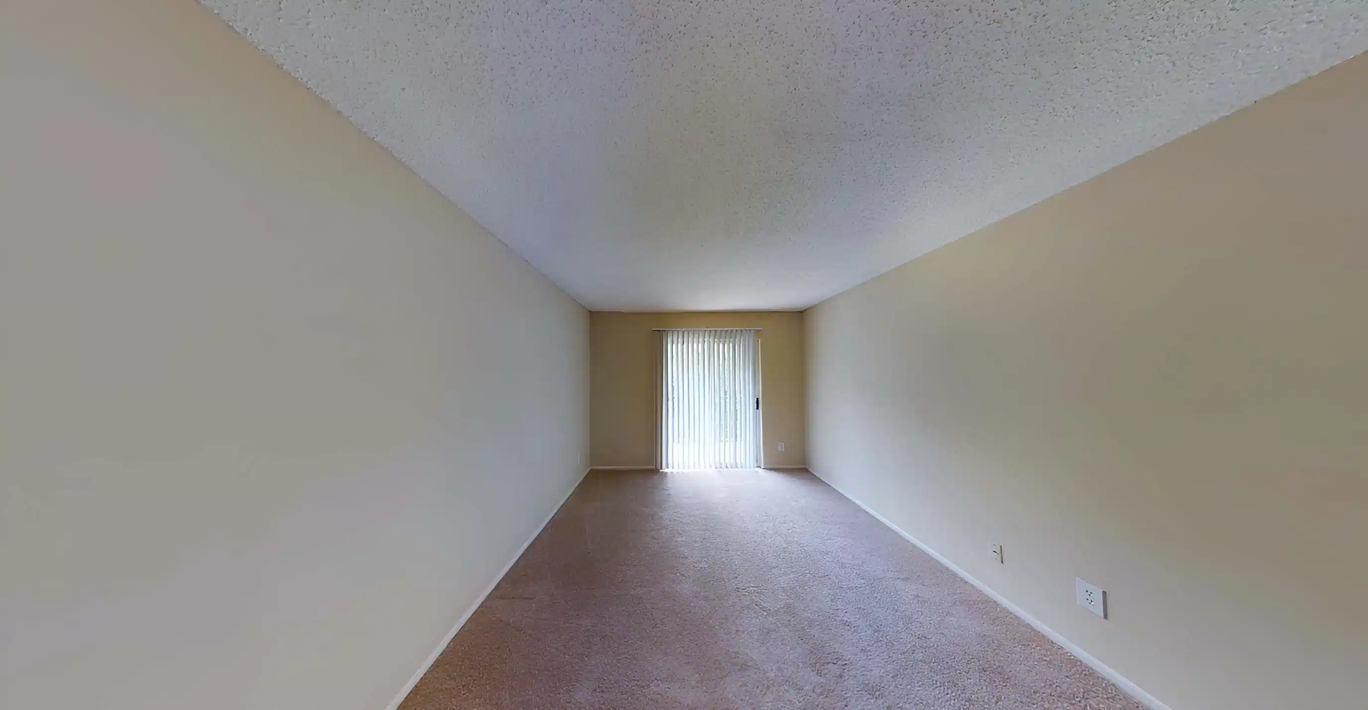 Exterior?w=400&h=260&fit=crop&q=40&auto=format&trim=auto