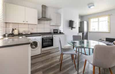 Ensuite 2 - Kitchen?w=400&h=260&fit=crop&q=40&auto=format&trim=auto