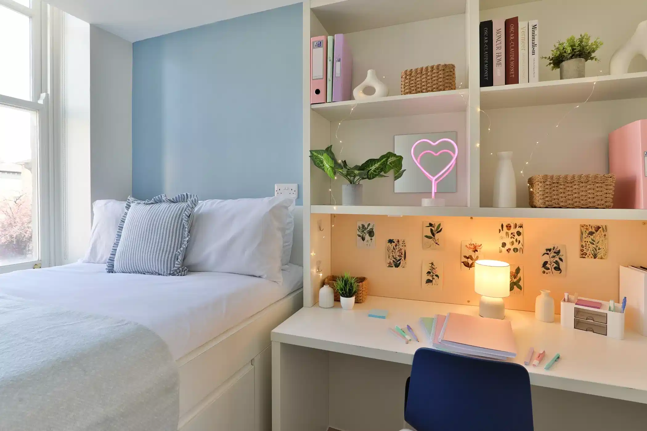 Kitchen?w=400&h=260&fit=crop&q=40&auto=format&trim=auto