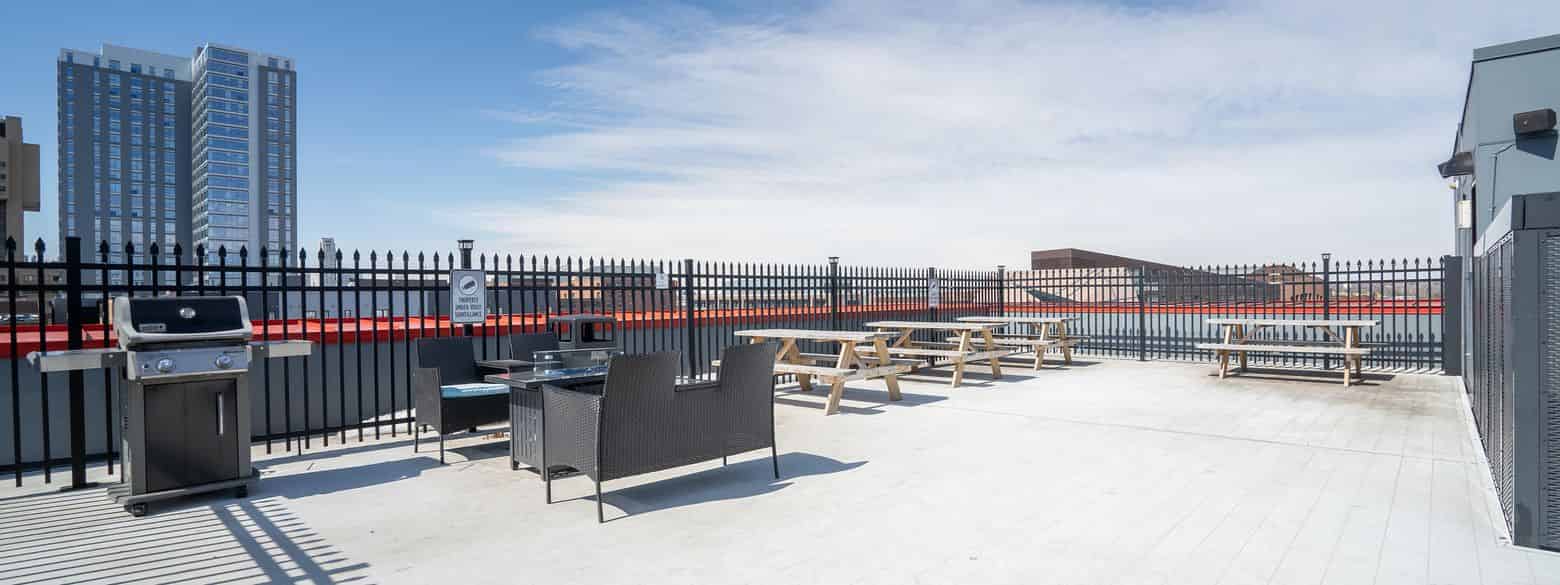 Yugo The Edge On Oak, Minneapolis (Test) - Minneapolis, Minnesota, United States - Exterior