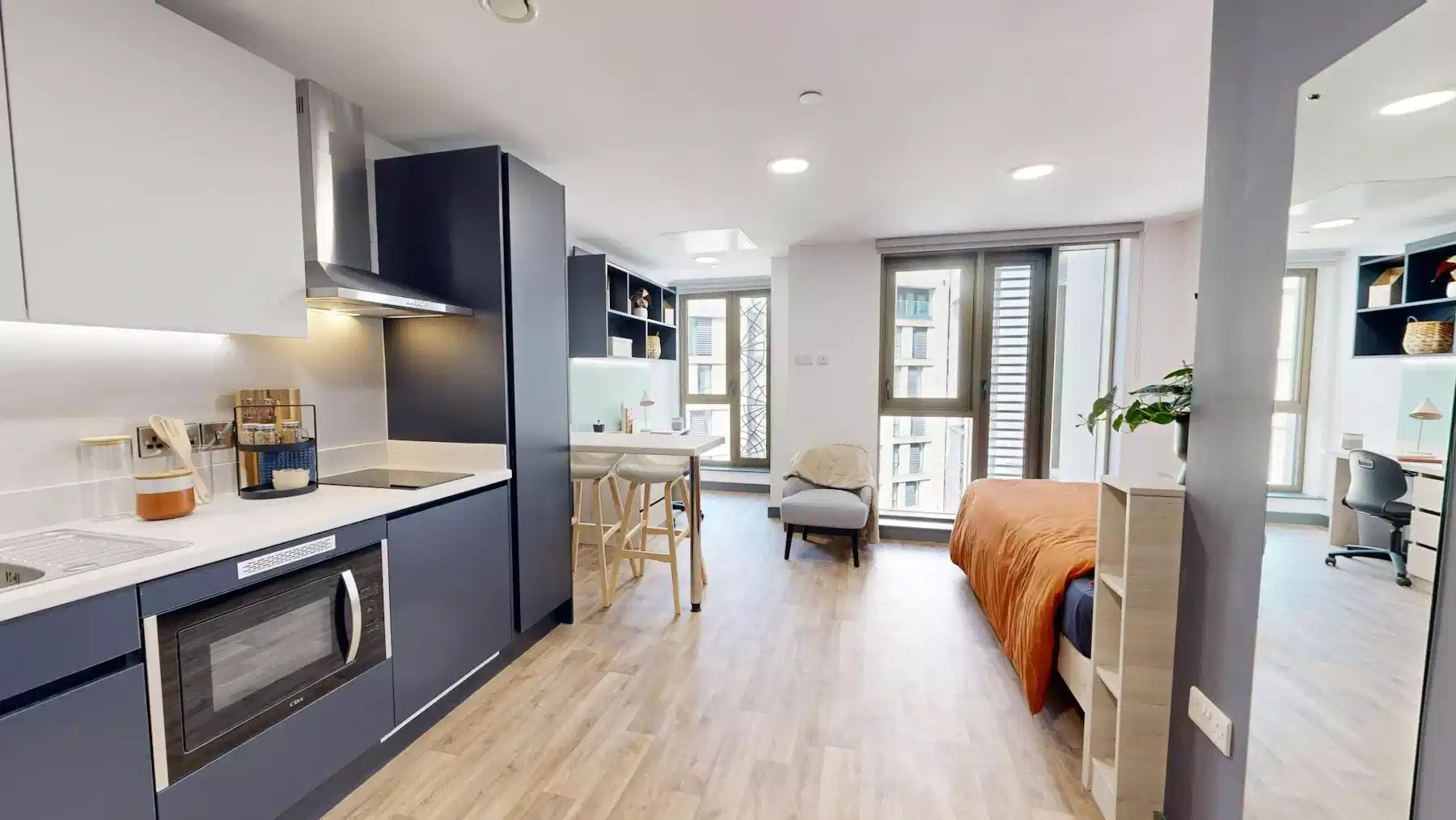 Amenities?w=400&h=260&fit=crop&q=40&auto=format&trim=auto