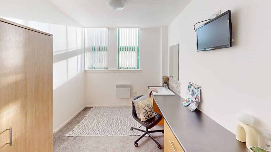 Borden Court, Liverpool - Liverpool, England, United Kingdom - Amenities