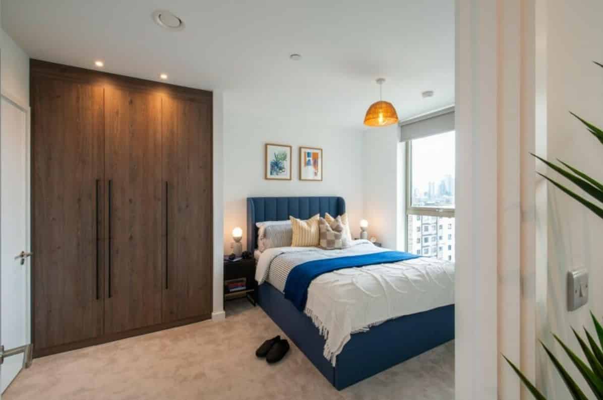 Common Area?w=400&h=260&fit=crop&q=40&auto=format&trim=auto