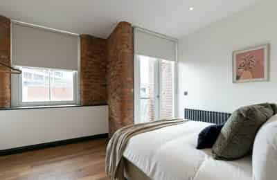 Bedroom 1 - Bathroom?w=400&h=260&fit=crop&q=40&auto=format&trim=auto