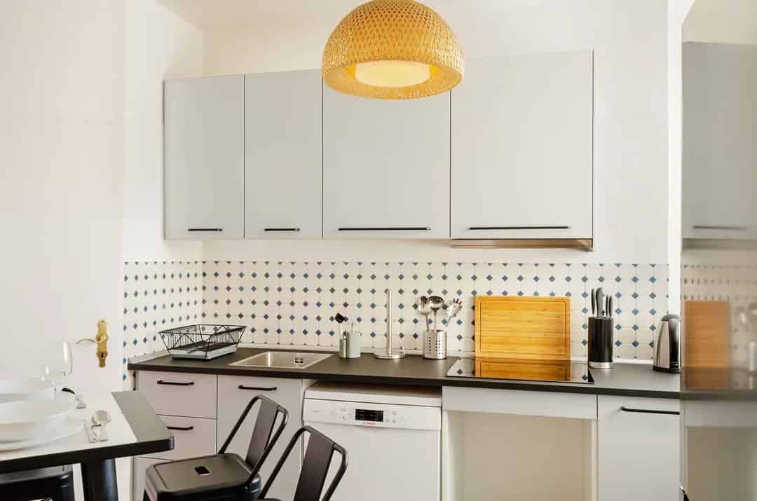 Common Area?w=400&h=260&fit=crop&q=40&auto=format&trim=auto