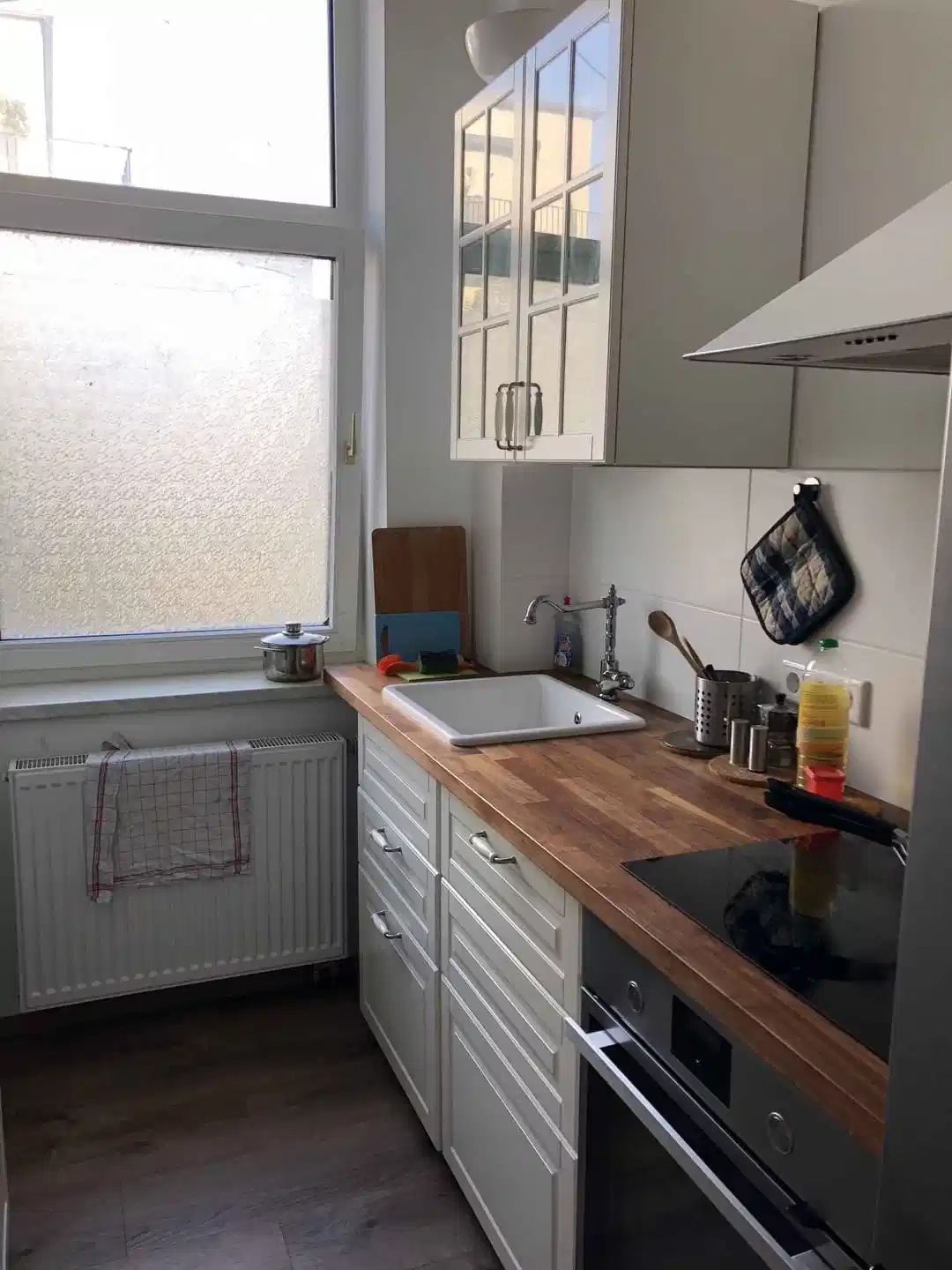 Mainzer Landstraße 258, Frankfurt - Frankfurt, Germany - Kitchen