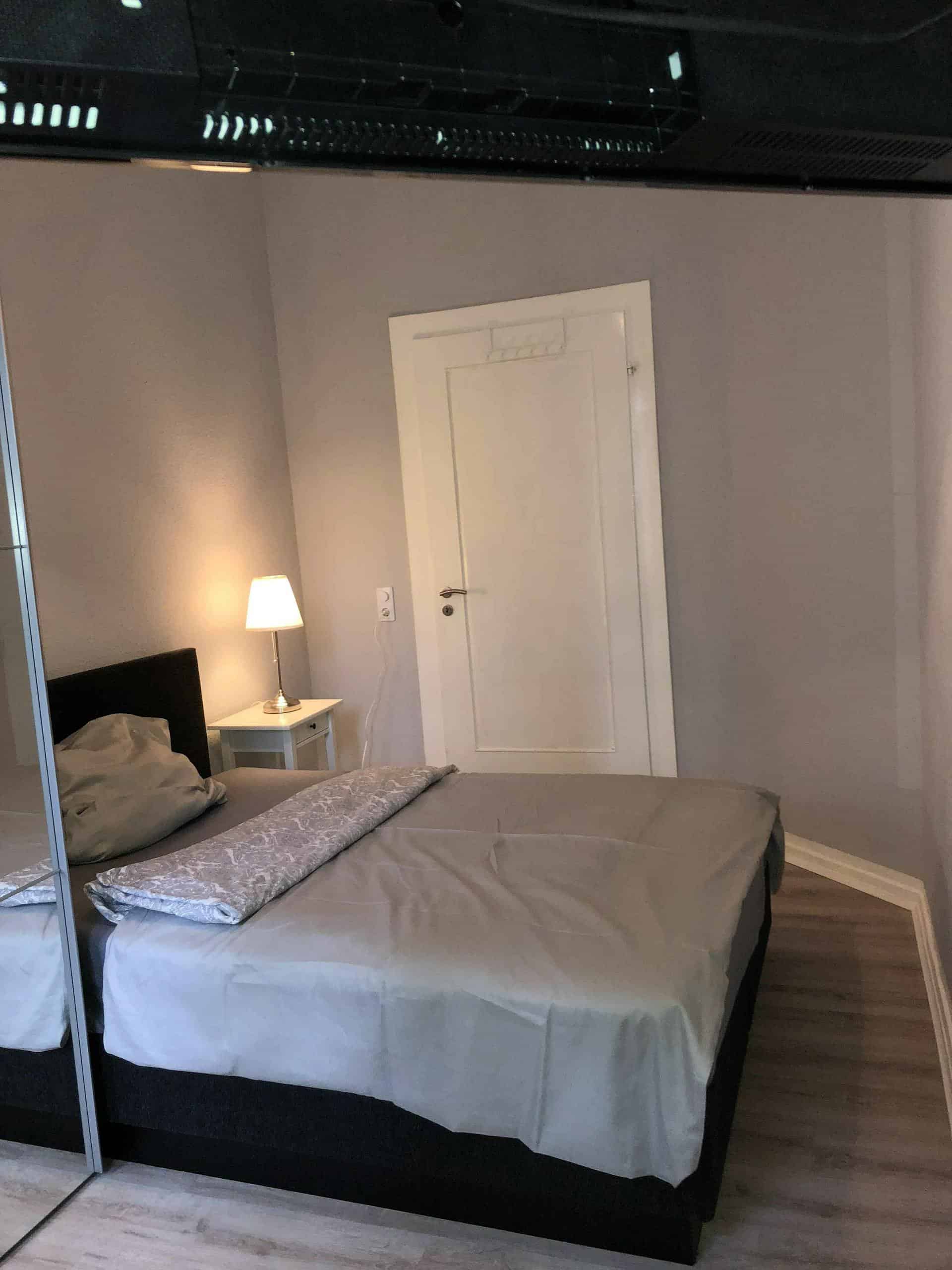 Rothschildallee 33, Frankfurt - Frankfurt, Germany - Room 1  - Bedroom