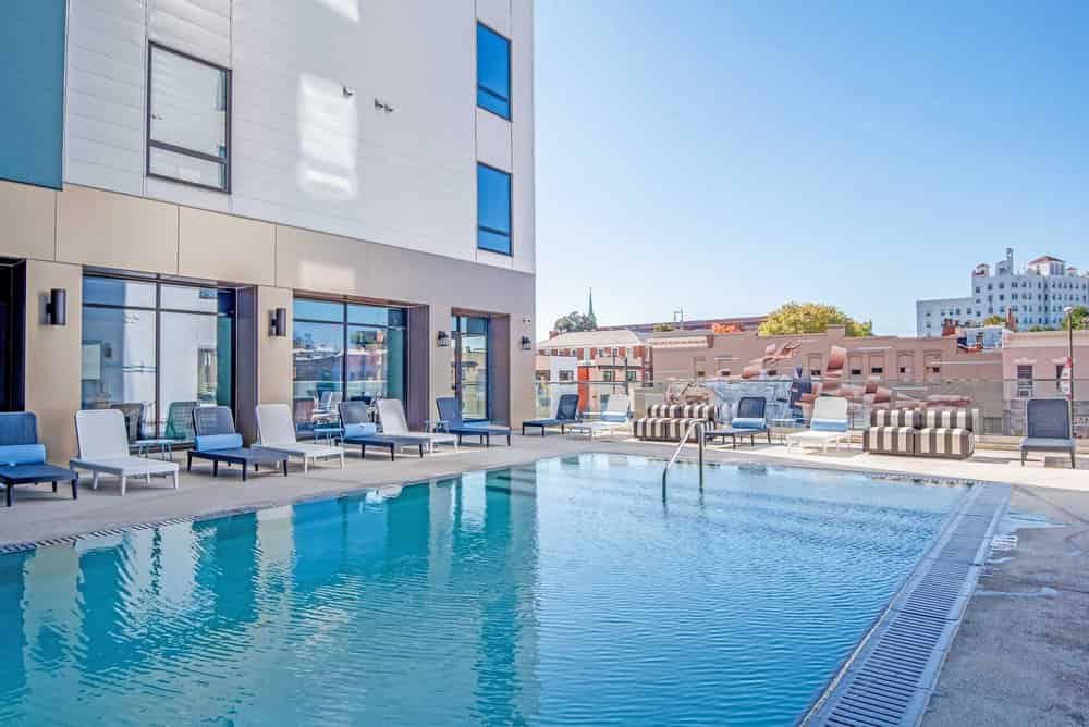 Ascend, Richmond 3