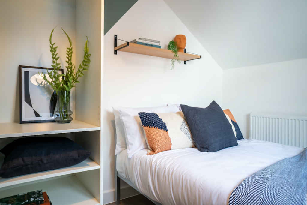 Bedroom 2 - Kitchen?w=400&h=260&fit=crop&q=40&auto=format&trim=auto