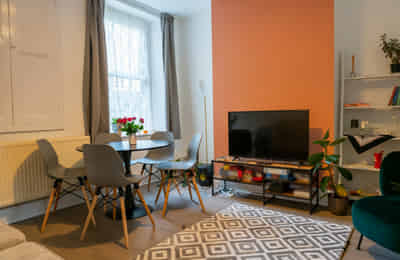 Bedroom 2 - Bedroom?w=400&h=260&fit=crop&q=40&auto=format&trim=auto