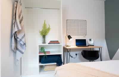 Room in a 4 Bedroom Apartment, Coulston Road, Lancaster, LA1 3AD - Lancaster, England, United Kingdom - Bedroom 1 - Amenities