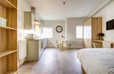 1 Bedroom Apartment, Park View, Nottingham NG1 4GR (Flat 3) - Nottingham, England, United Kingdom - 1 Bedroom Flat - Bedroom