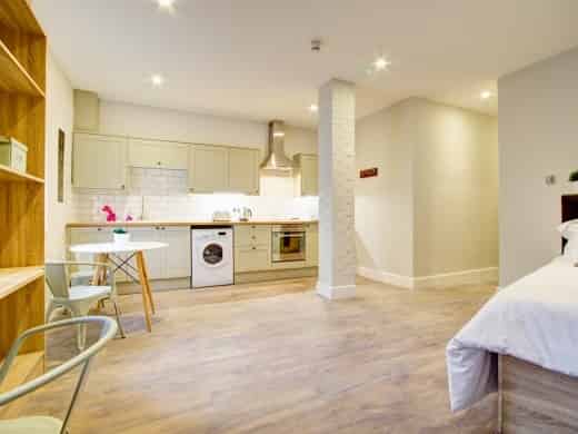 1 Bedroom Apartment, Park View, Peel Street, Nottingham NG1 4GR (Flat 6) - Nottingham, England, United Kingdom - 1 Bedroom 1 Bathroom Apartment - Kitchen