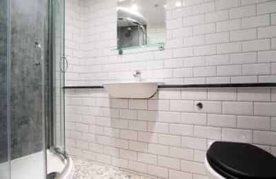 1 Bedroom Apartment, Park View, Peel Street, Nottingham NG1 4GR (Flat 4) - Nottingham, England, United Kingdom - 1 Bedroom Flat - Bathroom