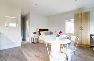 1 Bed Flat - Kitchen?w=400&h=260&fit=crop&q=40&auto=format&trim=auto