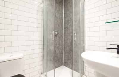 1 Bedroom Apartment, Park View, Peel Street, Nottingham NG1 4GR (Flat 5) - Nottingham, England, United Kingdom - 1 Bedroom Flat - Bathroom