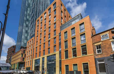 Straits Aire, Leeds - Leeds, England, United Kingdom - Exterior