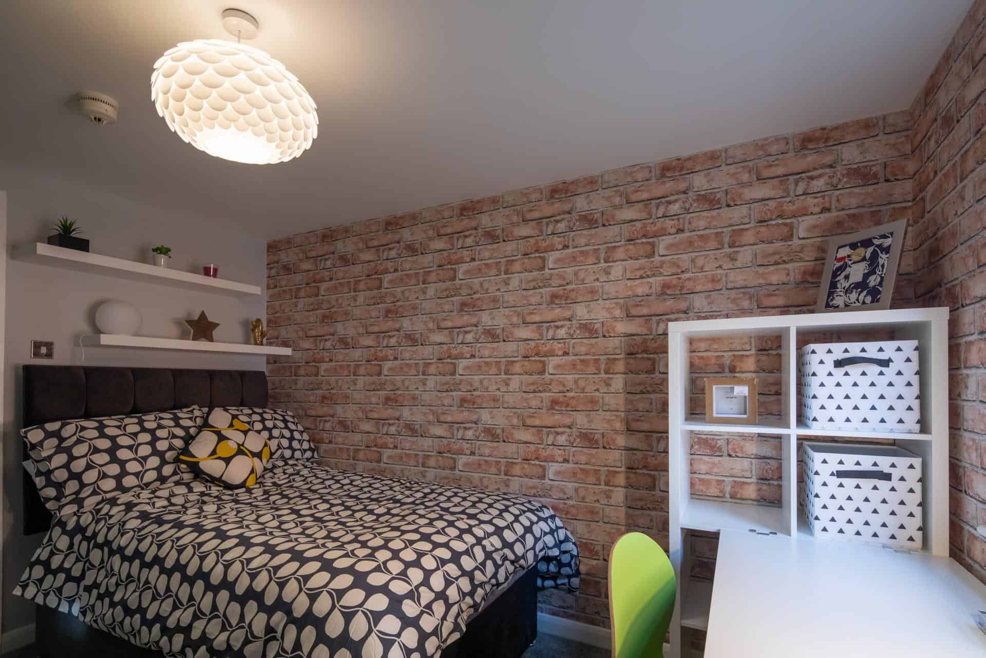 Large Non Ensuite