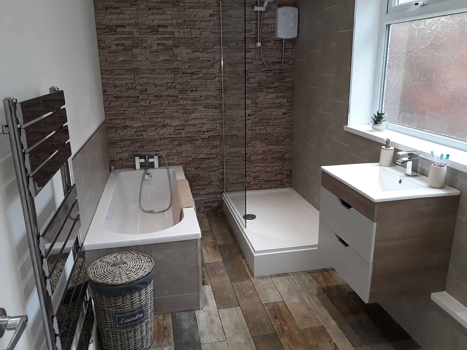 Room in a 4 Bedroom Apartment, 43 Clarendon Road, Middlesbrough - Middlesbrough, England, United Kingdom - Bedroom 3 - Bathroom