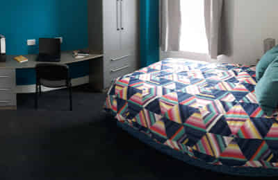 Room in a 5 Bedroom Apartment, 48 Kensington Road, Middlesbrough - Middlesbrough, England, United Kingdom - 5 Bedrooms - Bedroom