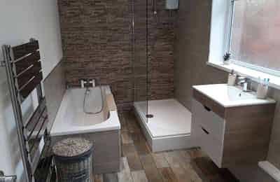 Room in a 4 Bedroom Apartment, 117 Victoria Road, Middlesbrough - Middlesbrough, England, United Kingdom - Bedroom 1 - Bathroom
