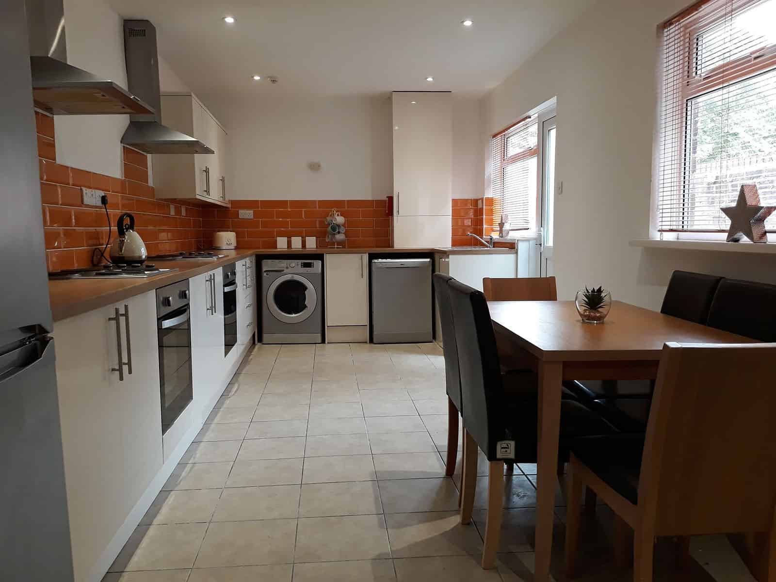 Bedroom 1 - Bedroom?w=400&h=260&fit=crop&q=40&auto=format&trim=auto